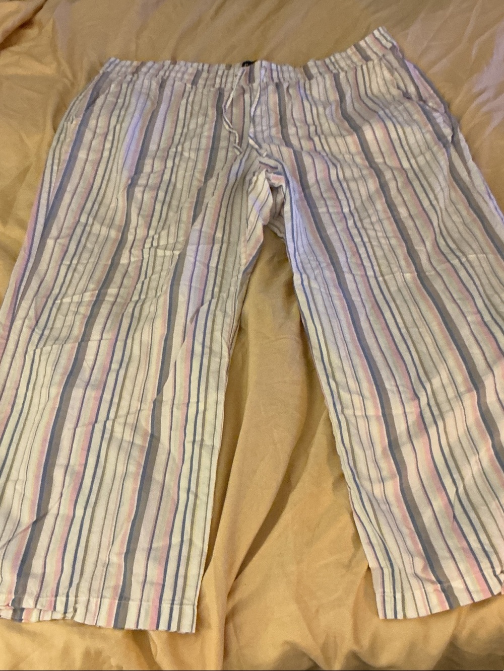 GAP women’s Pastel Striped Lounge Pants - White with Blue & Pink Stripes